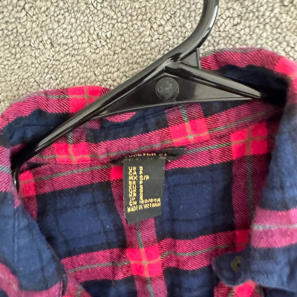 Flannel - Picture 2 of 3